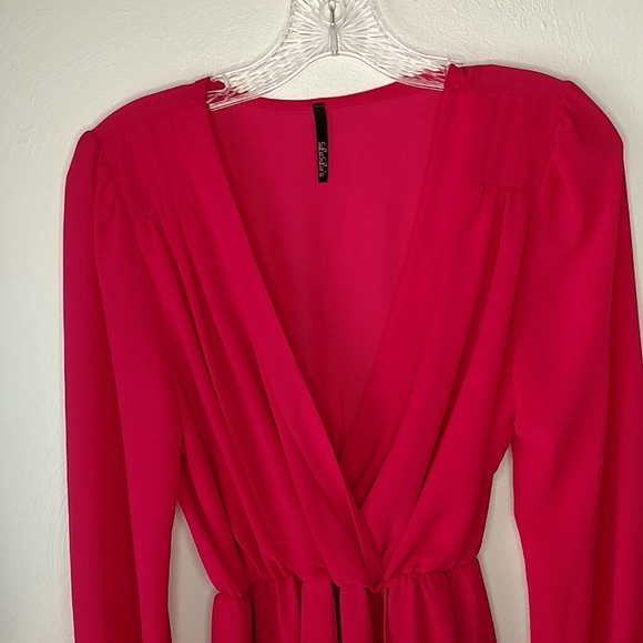 Lulu's fuchsia wrap dress - Picture 2 of 8